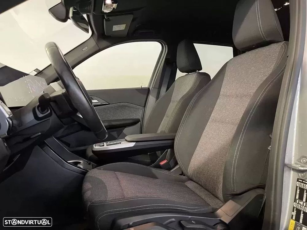 BMW iX1 xDrive30 - 13