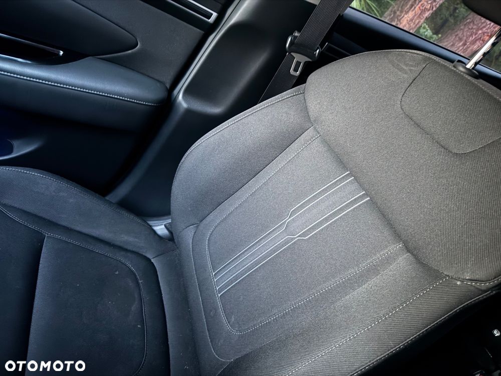 Hyundai Tucson 1.6 T-GDi HEV Executive 2WD - 9