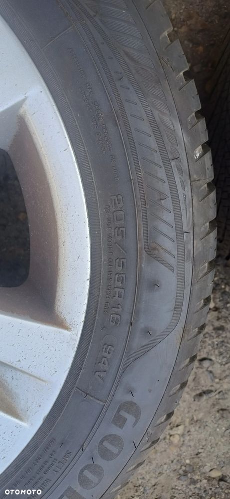 Felgi aluminiowe alufelgi koła 16 BMW e87 e81 roczne opony 205/55 - 2