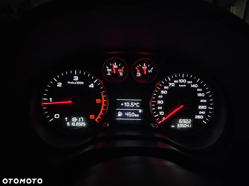 Audi A3 Sportback 2.0 TDI DPF Ambiente - 2