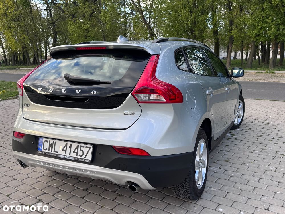 Volvo V40 D3 Inscription - 14