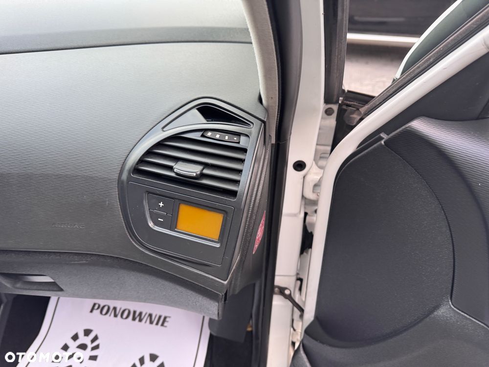 Citroën C4 Picasso 1.6 HDi Impress - 7