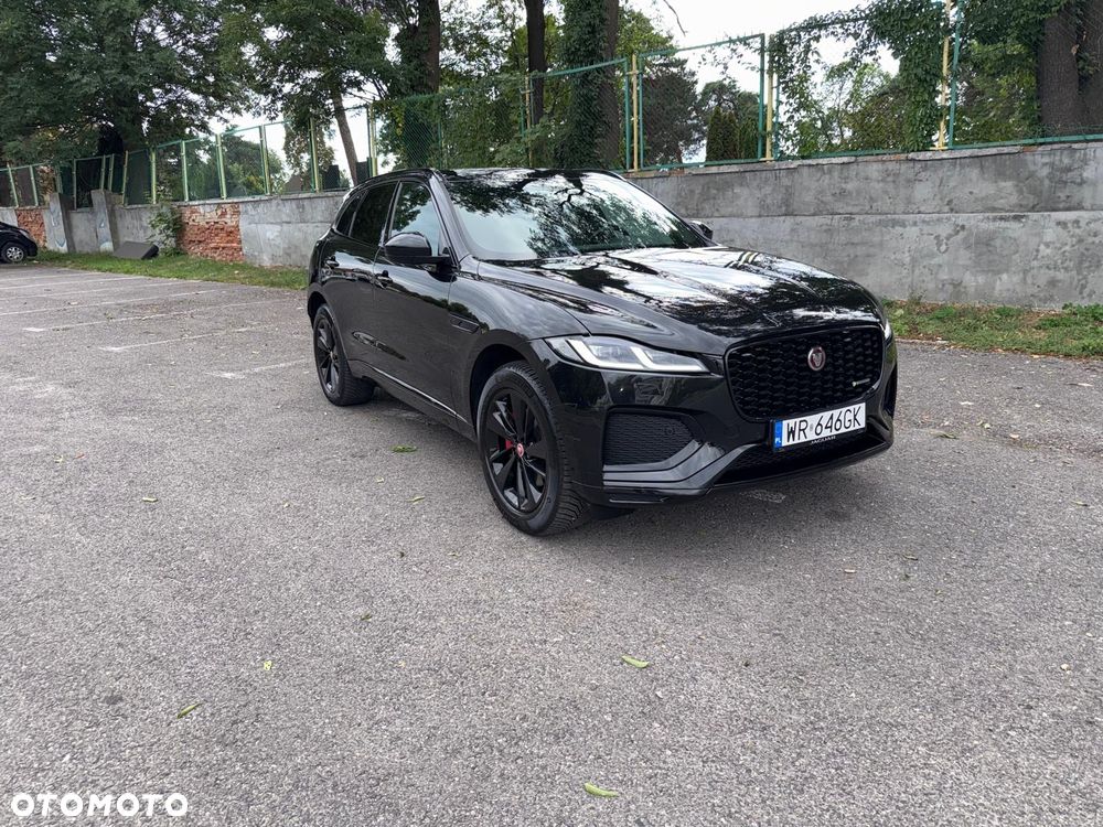Jaguar F-Pace 2.0 P250 mHEV AWD R-Dynamic SE - 16