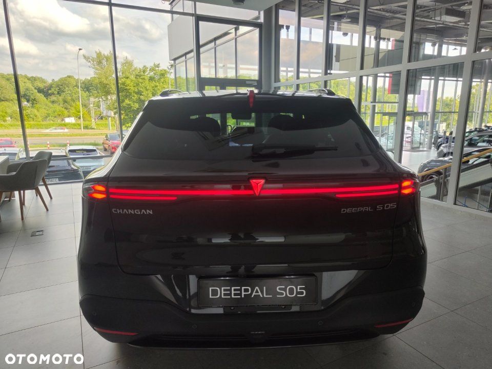 Changan Deepal S05 - 5