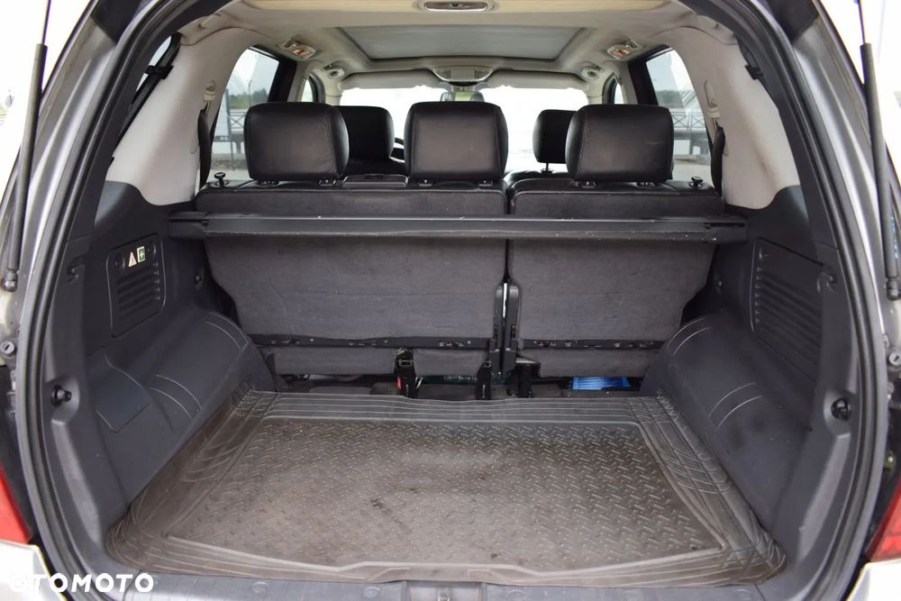Mercedes-Benz ML - 13
