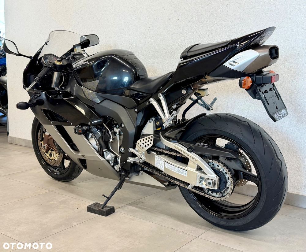 Honda CBR - 3