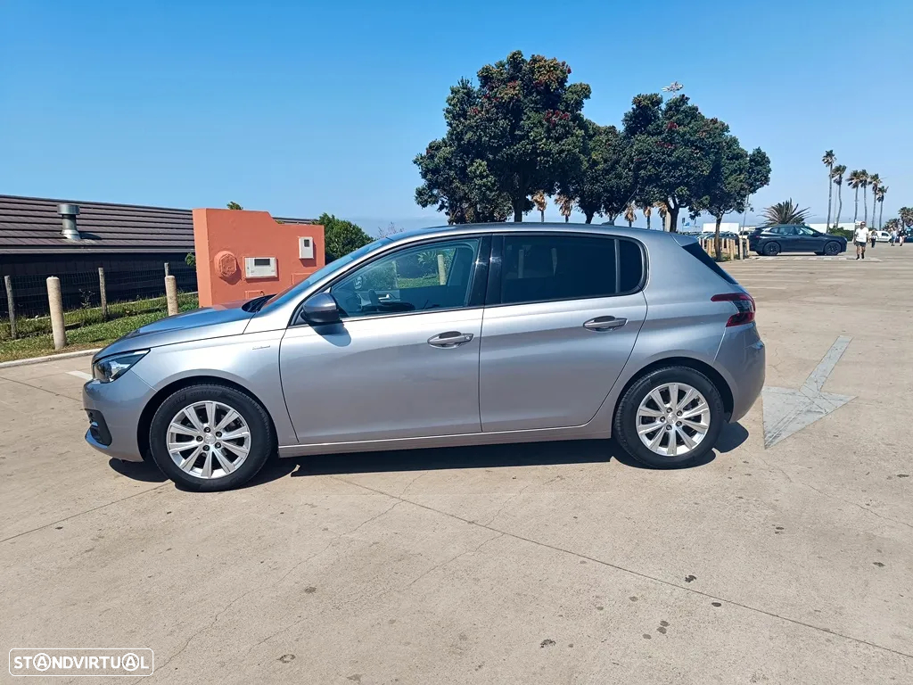 Peugeot 308 1.2 PureTech Style - 11