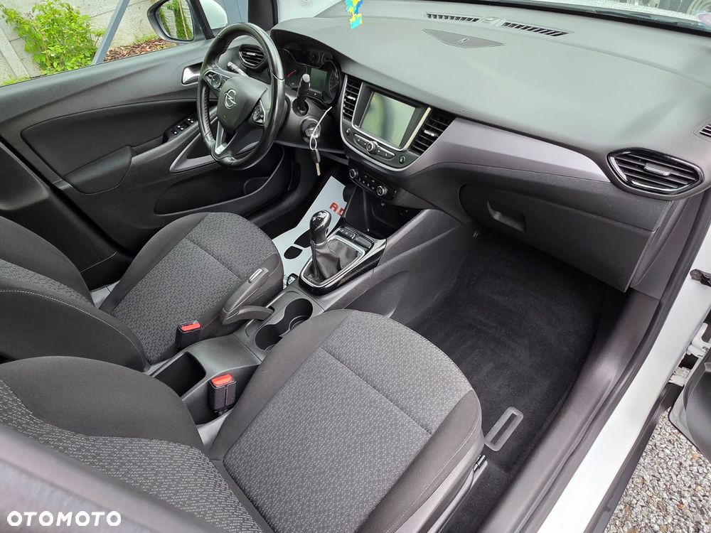 Opel Crossland X - 29
