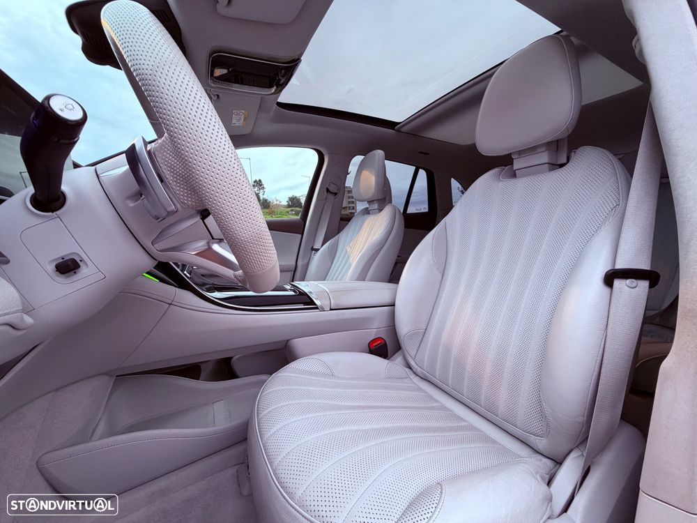 Mercedes-Benz EQE SUV 350+ - 22