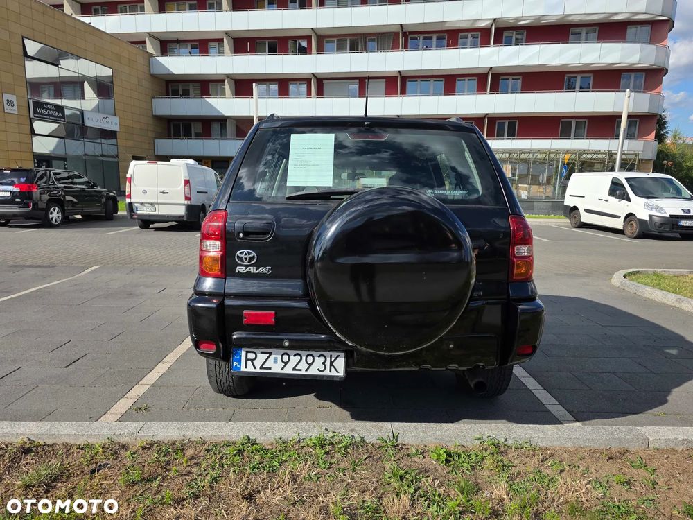 Toyota RAV4 2.0 D-4D 4x4 - 8