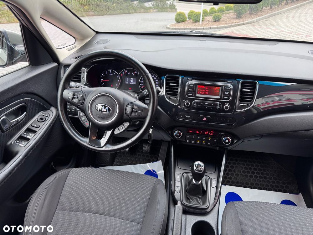 Kia Carens 1.6 GDI M - 15