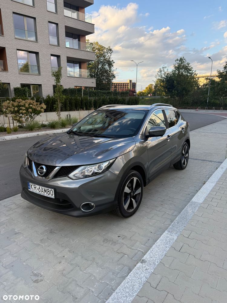 Nissan Qashqai 1.6 DIG-T N-Connecta - 2