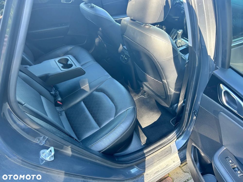 Kia Ceed - 23