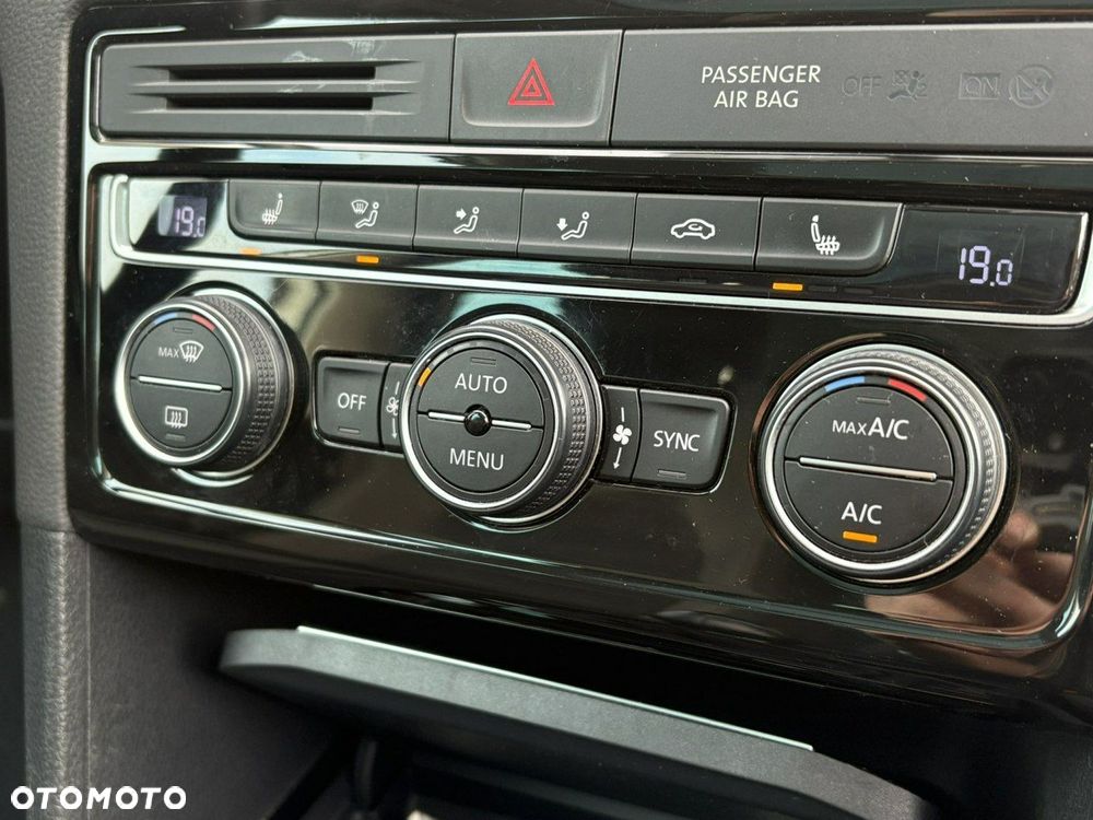 Volkswagen Golf Sportsvan 2.0 TDI (BlueMotion Technology) Highline - 16