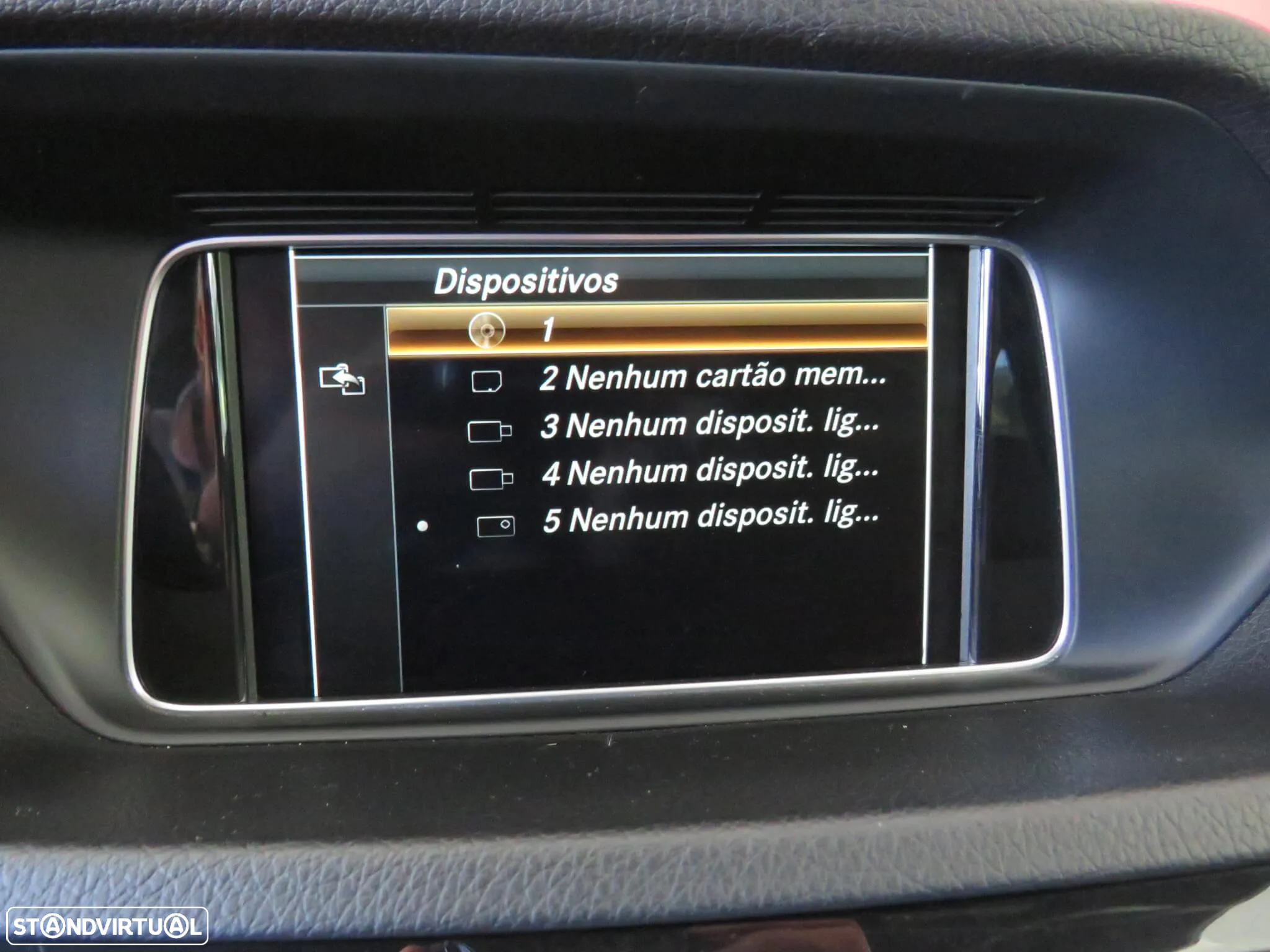 Mercedes-Benz E 250 BlueTEC Avantgarde Auto. - 37