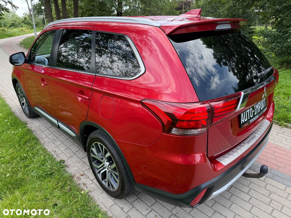 Mitsubishi Outlander 2.0 2WD CVT Diamant Edition - 28