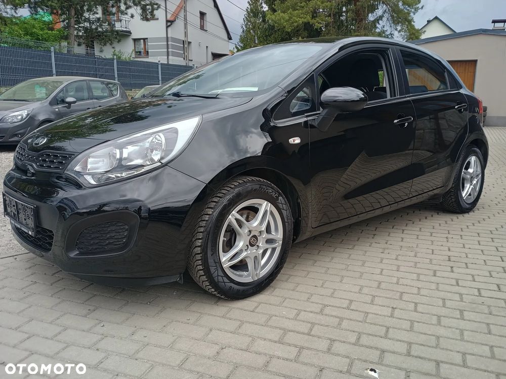Kia Rio - 2