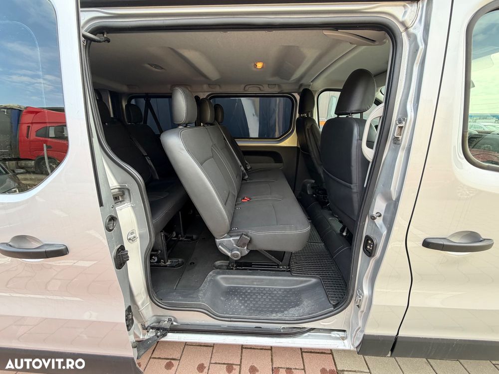 Renault Trafic Combi L2H1 7+1 Expression Plus - 10