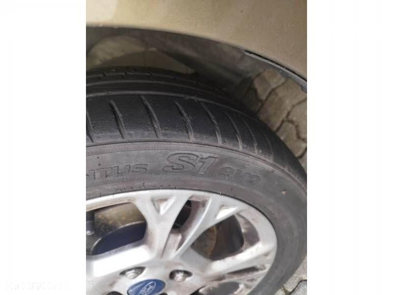 Ford Fiesta - 19