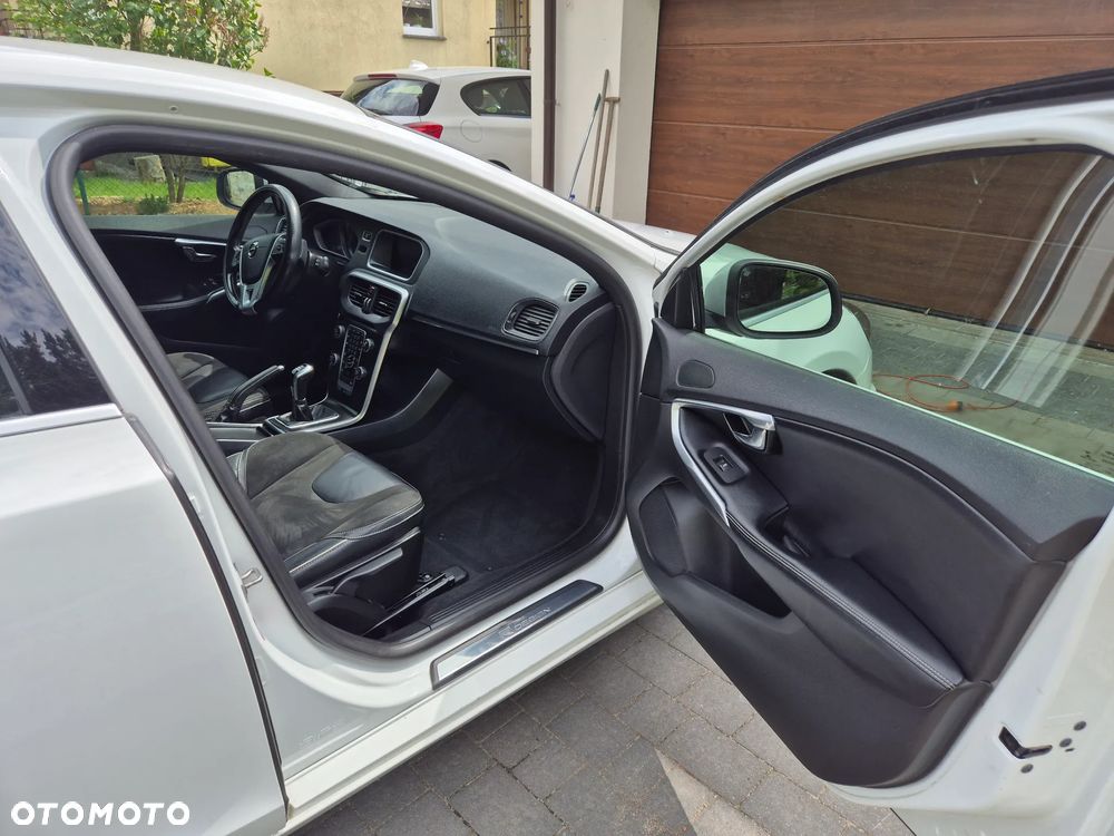 Volvo V40 D3 RDesign - 11