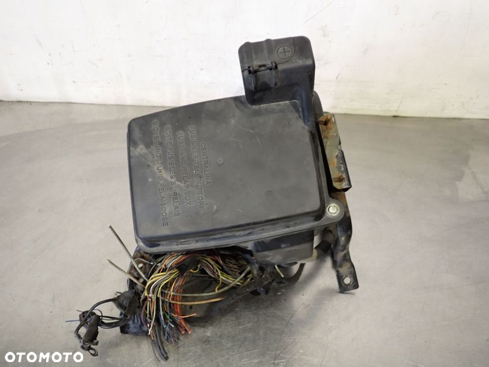SKRZYNKA BEZPIECZNIKÓW PEUGEOT BOXER II - 1