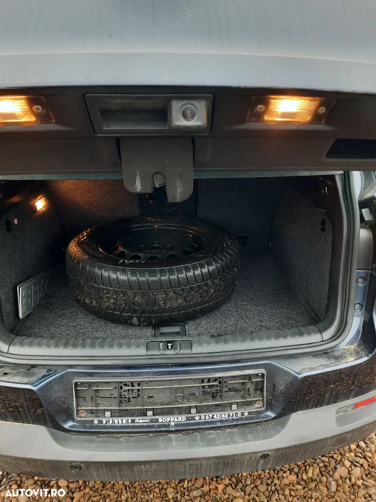 Volkswagen Tiguan 2.0 TDI DPF 4Motion Track & Avenue - 10