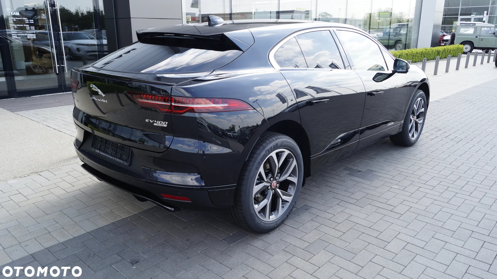 Jaguar I-Pace EV400 AWD HSE - 10