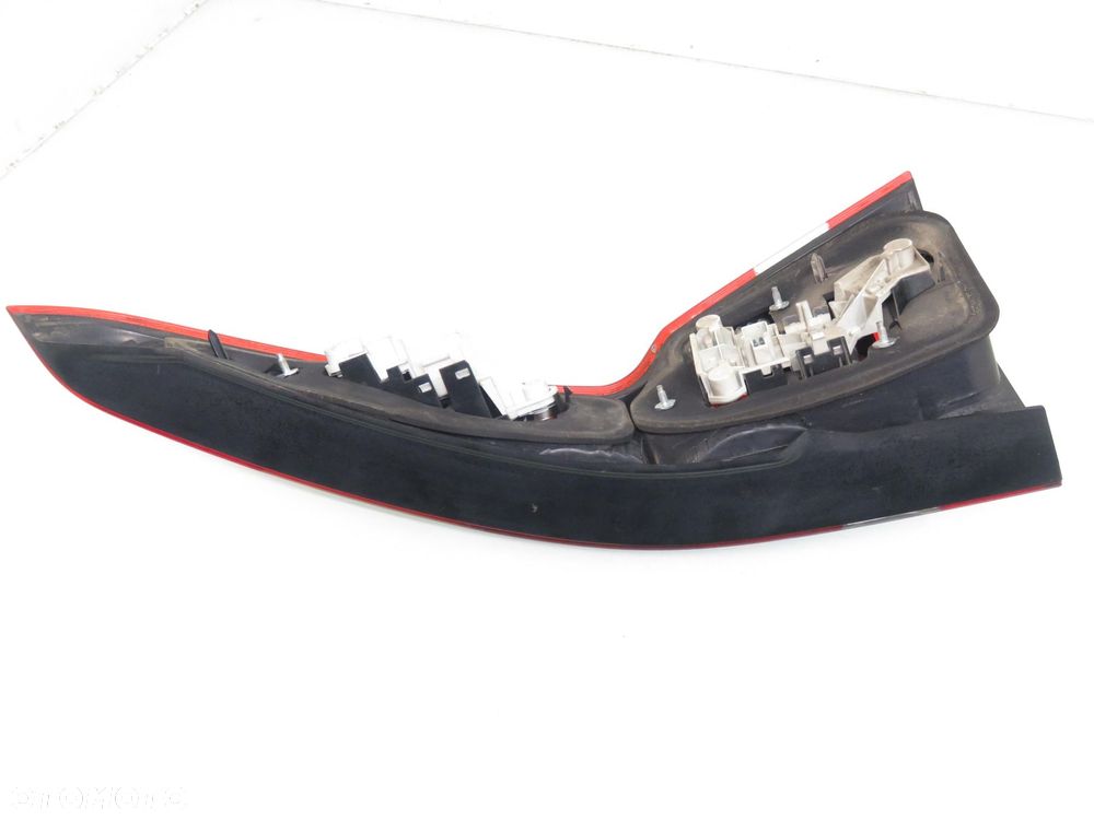 LAMPA LEWA TYLNA VOLVO V50 (MW) 30698918 - 7