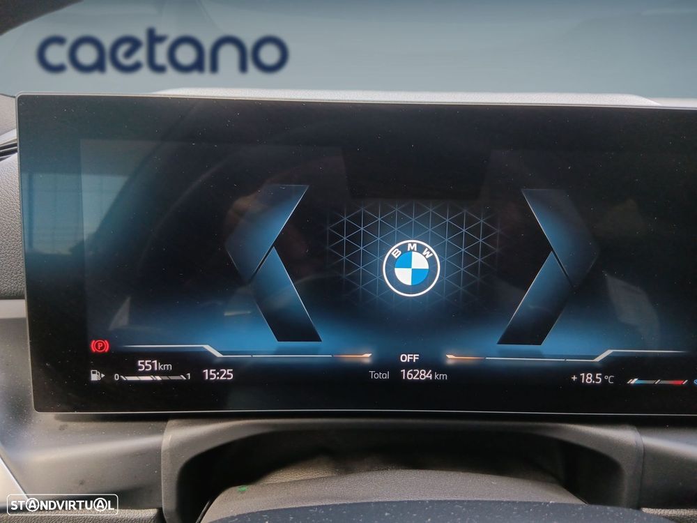 BMW 320 d Pack Desportivo M Auto - 17