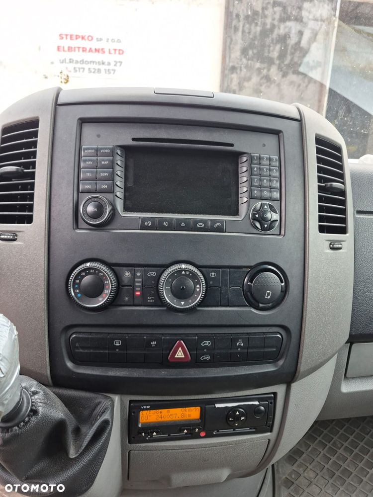 Mercedes-Benz SPRINTER 315 - 9