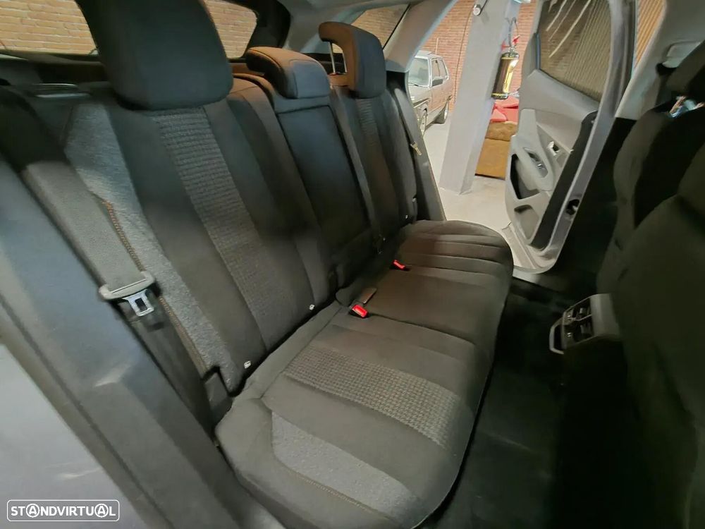 Peugeot 3008 1.5 BlueHDi Active - 30