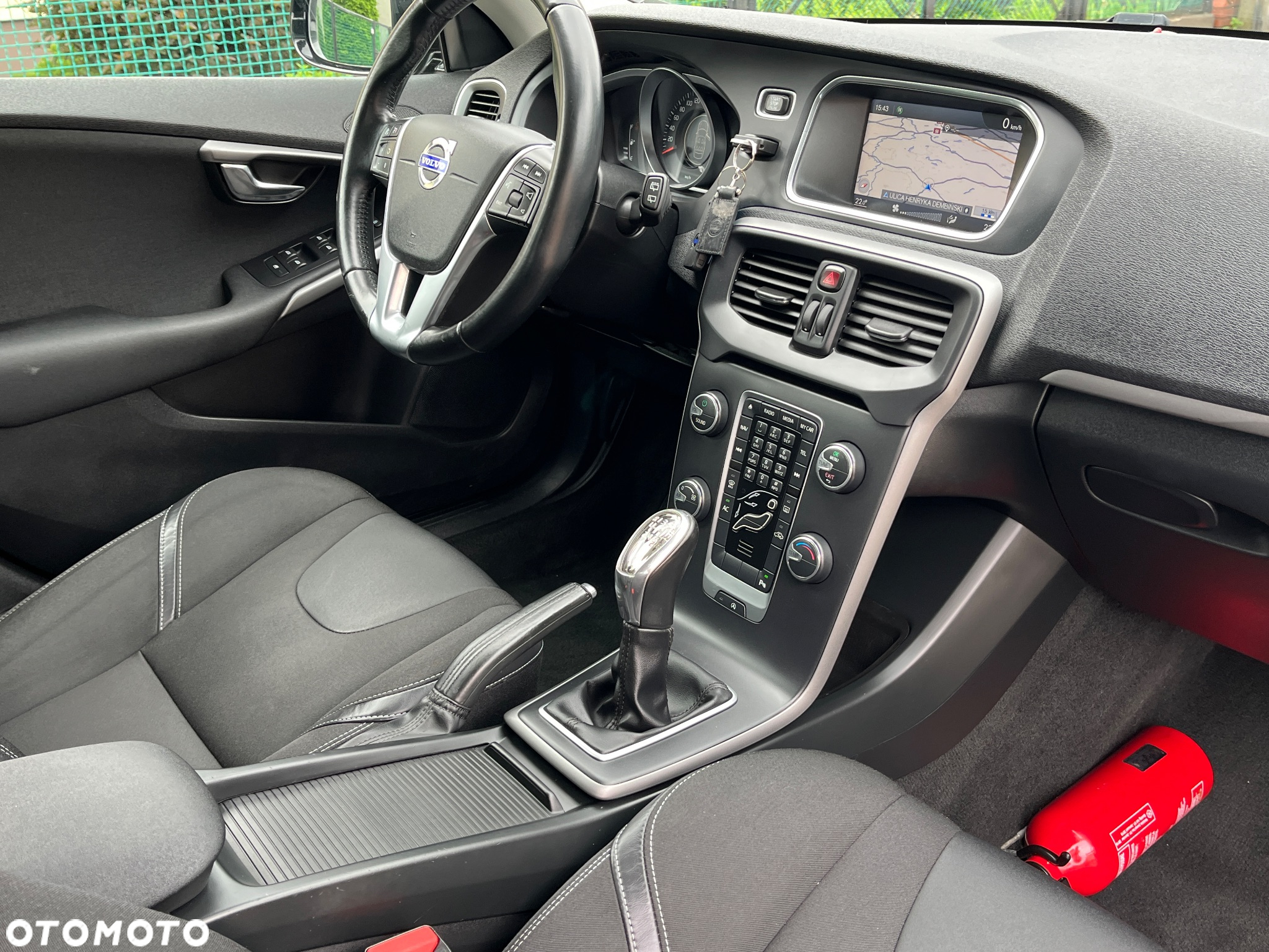 Volvo V40 D2 Momentum - 6
