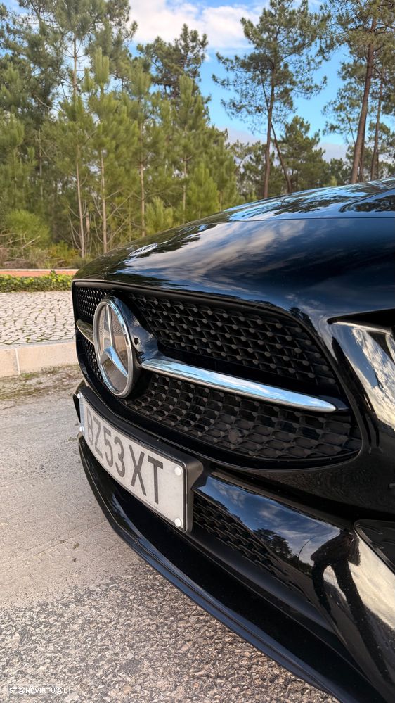 Mercedes-Benz CLA 250 e 8G-DCT AMG Line - 4