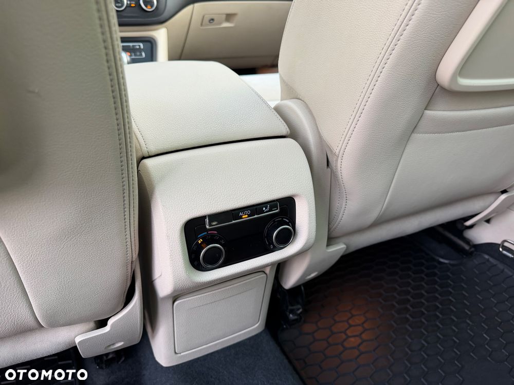 Volkswagen Sharan 2.0 TDI Highline DSG - 19