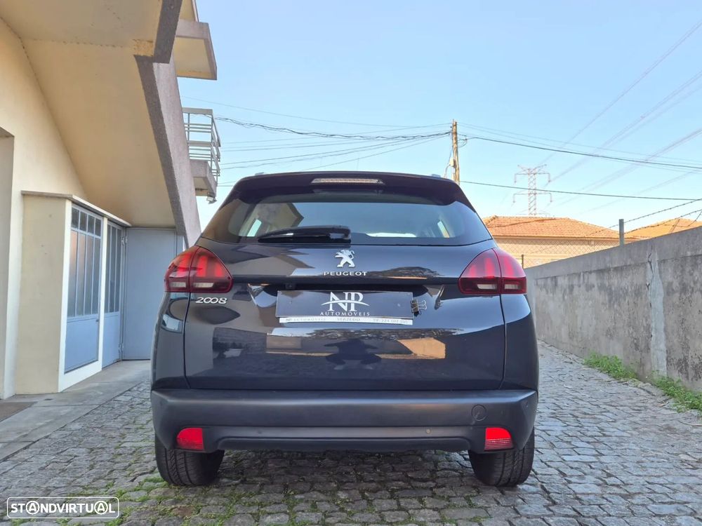 Peugeot 2008 - 3