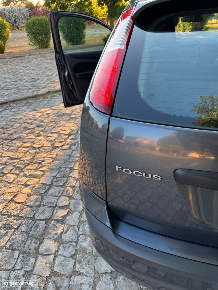 Ford Focus 1.6 TDCi Sport - 24