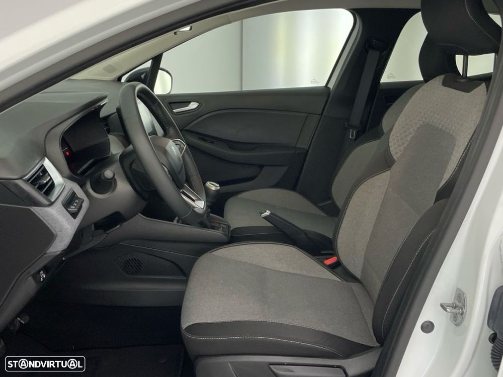 Renault Clio 1.0 TCe Evolution Bi-Fuel - 11