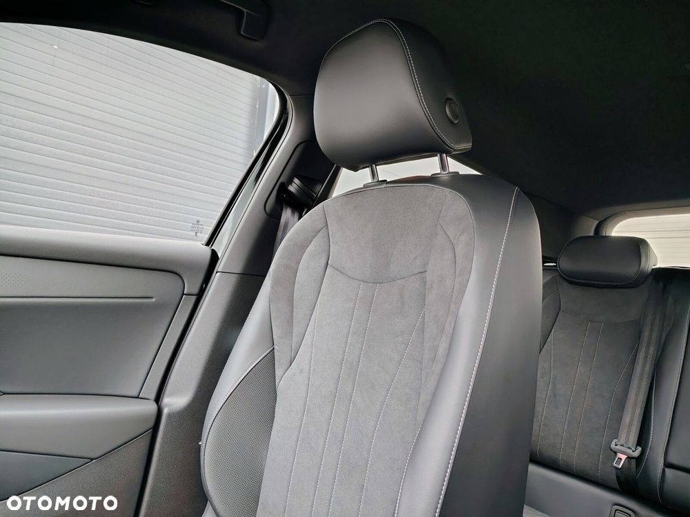 Volkswagen T-Roc - 20