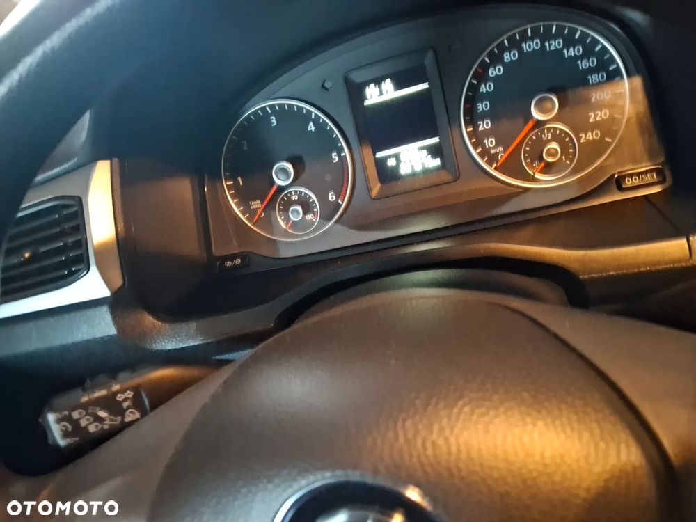 Volkswagen Caddy - 14