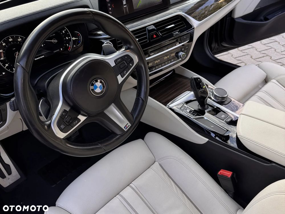 BMW Seria 5 - 22