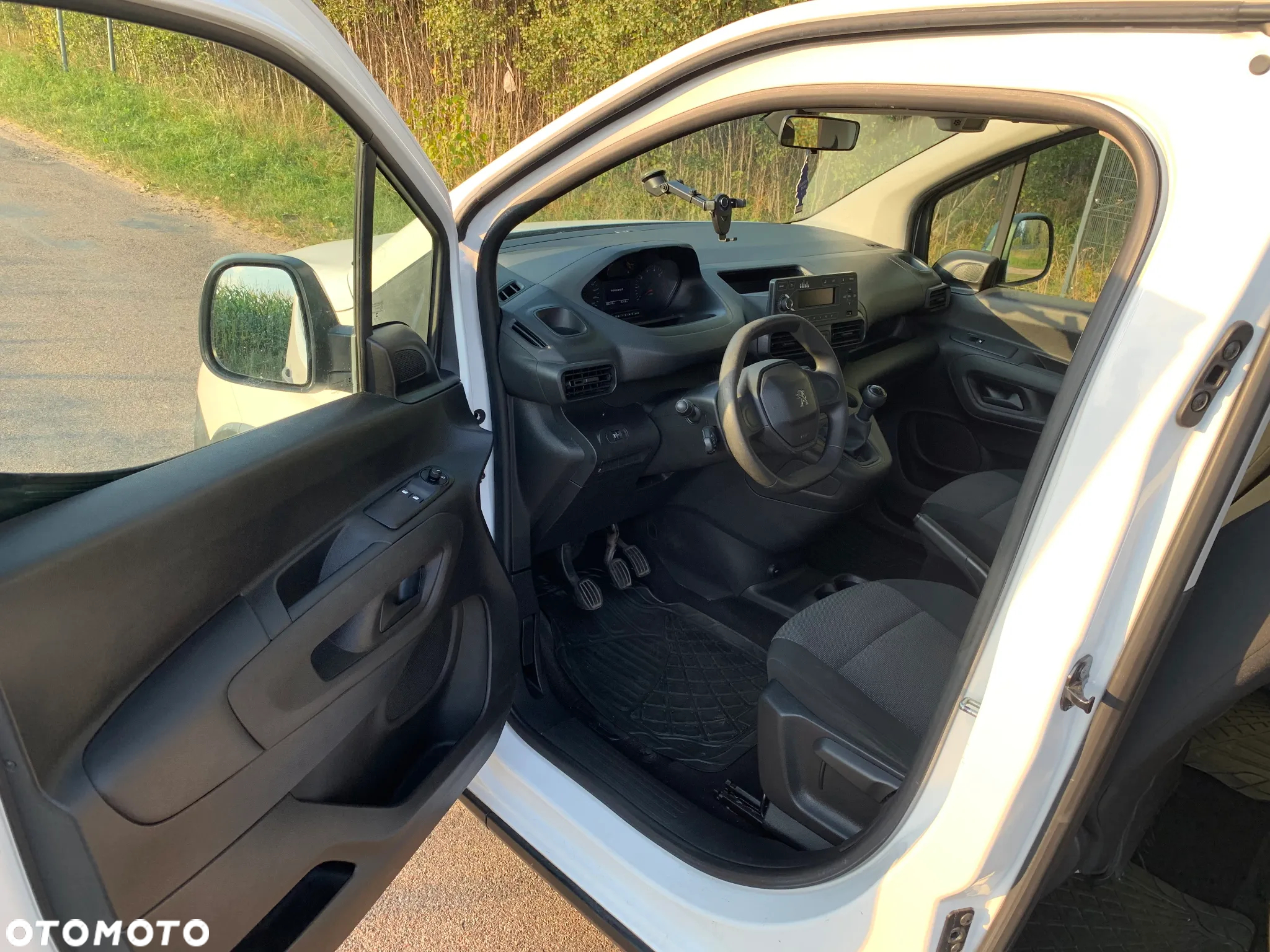 Peugeot Rifter 1.5 BlueHDI Allure S&S - 11