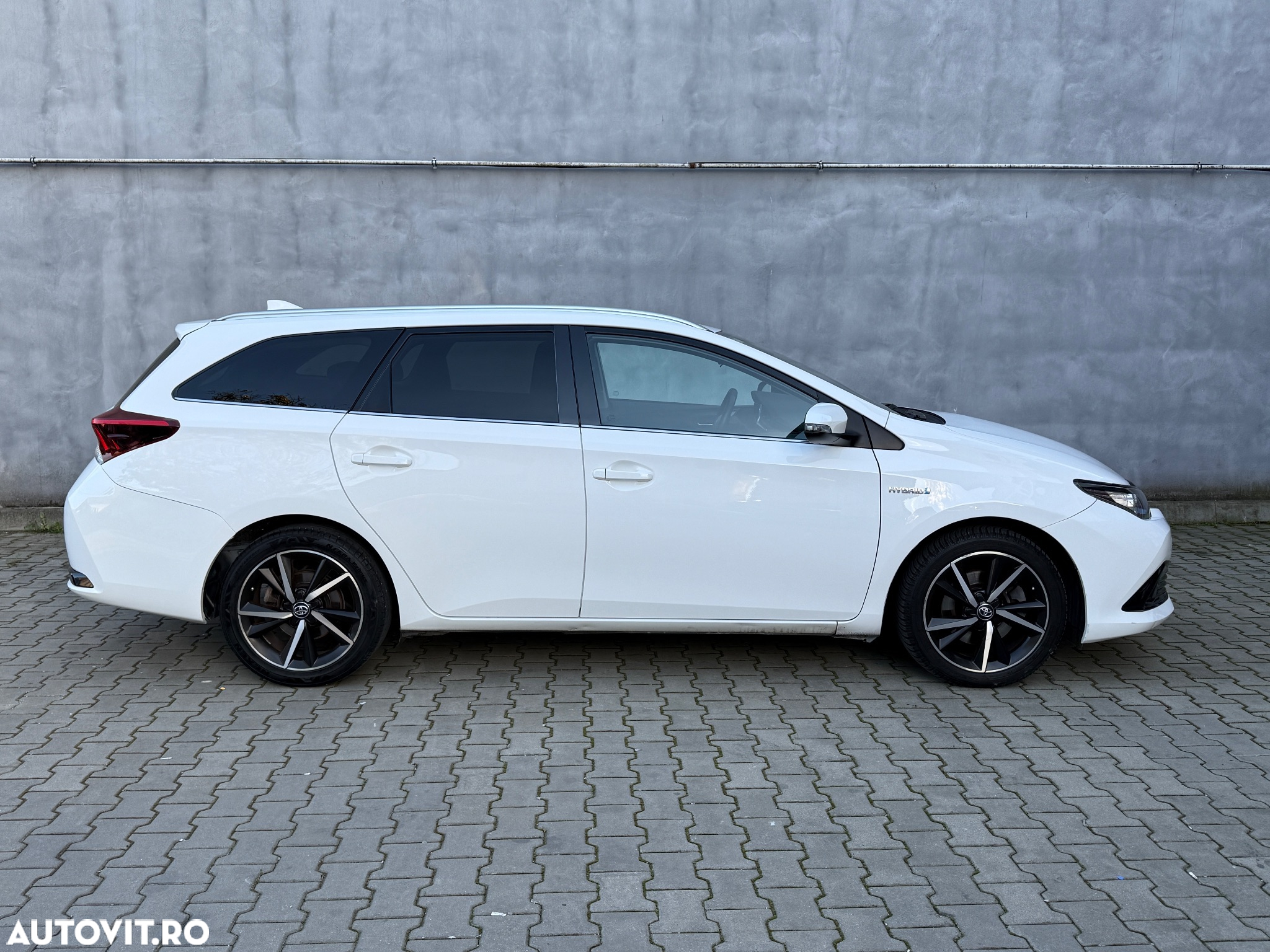 Toyota Auris 1.8 VVT-i Hybrid Automatik Comfort - 17
