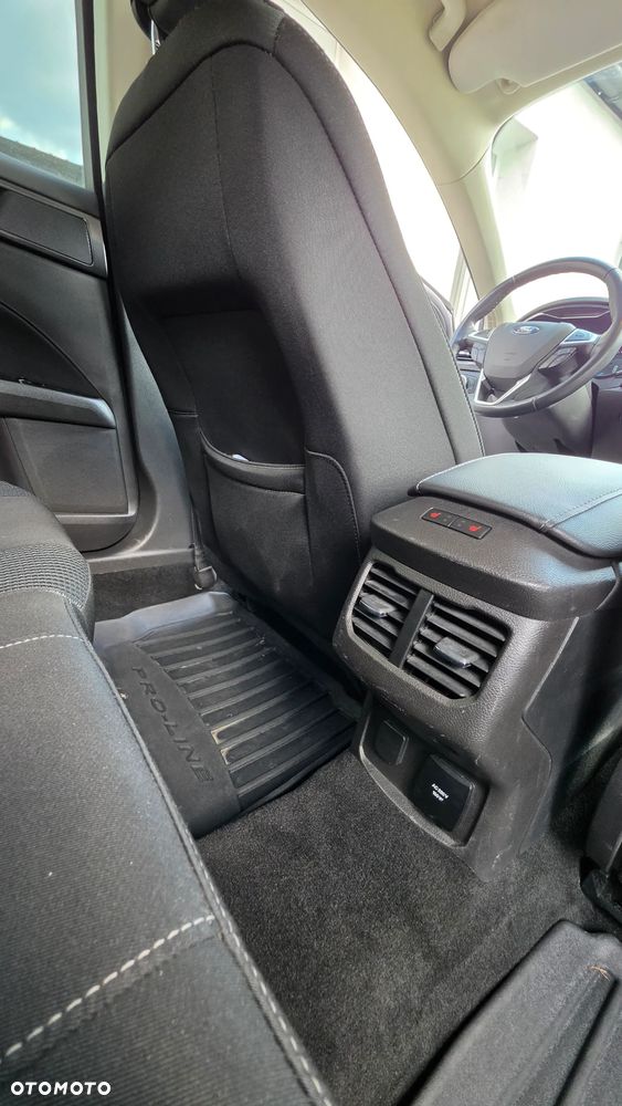 Ford Mondeo 2.0 EcoBlue Allrad Titanium - 25