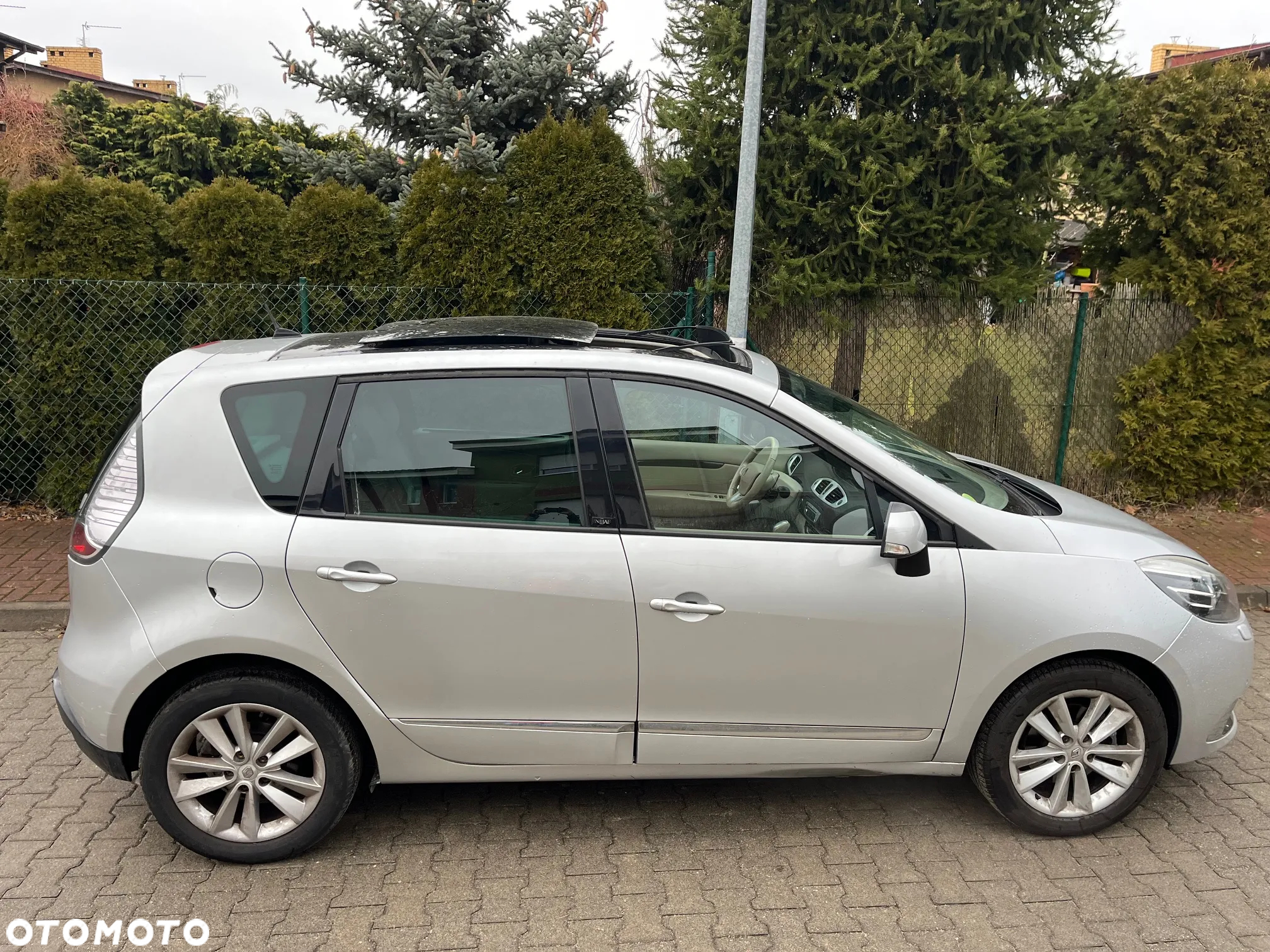 Renault Scenic dCi 150 FAP Luxe - 4