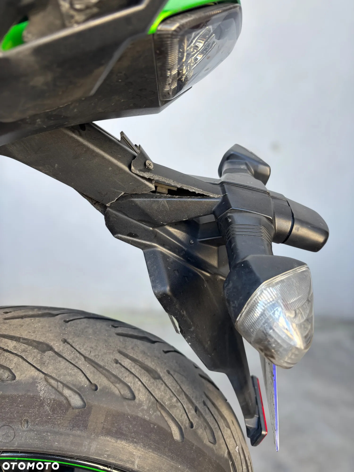 Kawasaki Ninja 1000 SX - 12