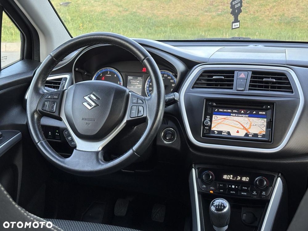 Suzuki SX4 S-Cross 1.6 DDiS Allgrip Comfort+ - 17