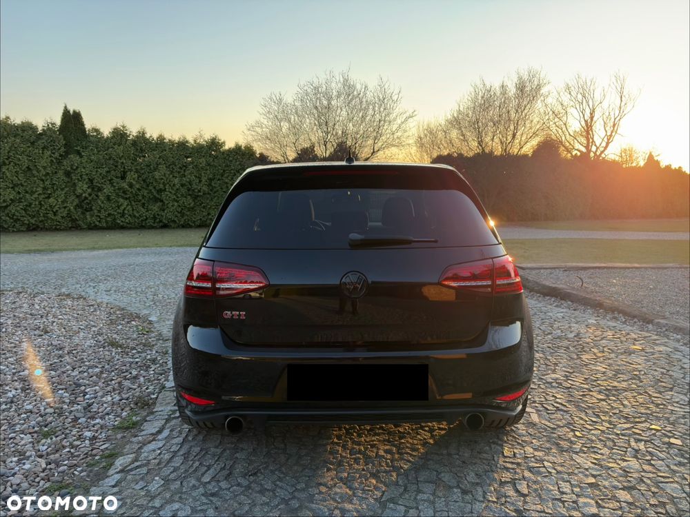 Volkswagen Golf 2.0 TSI BMT GTI Performance - 5