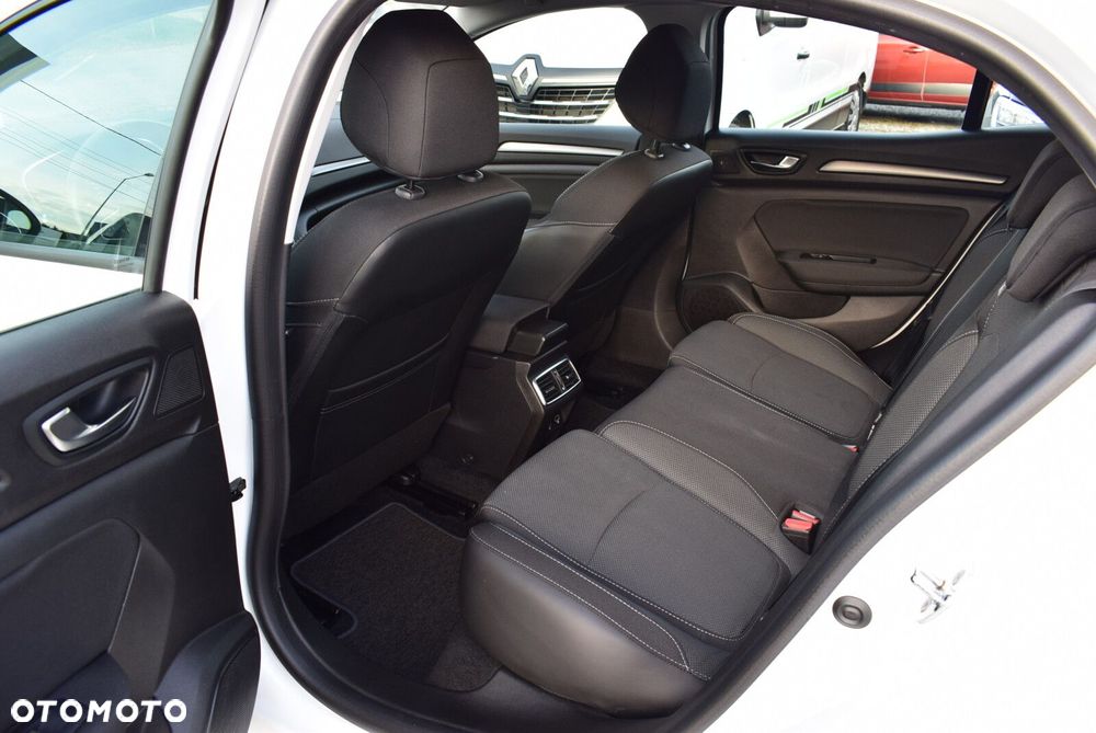 Renault Megane - 24