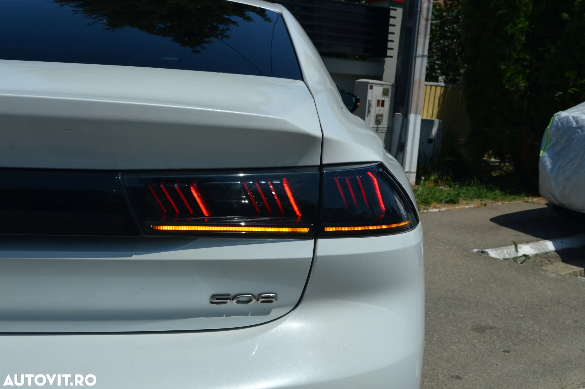 Peugeot 508 Hybrid 225 e-EAT8 GT - 25
