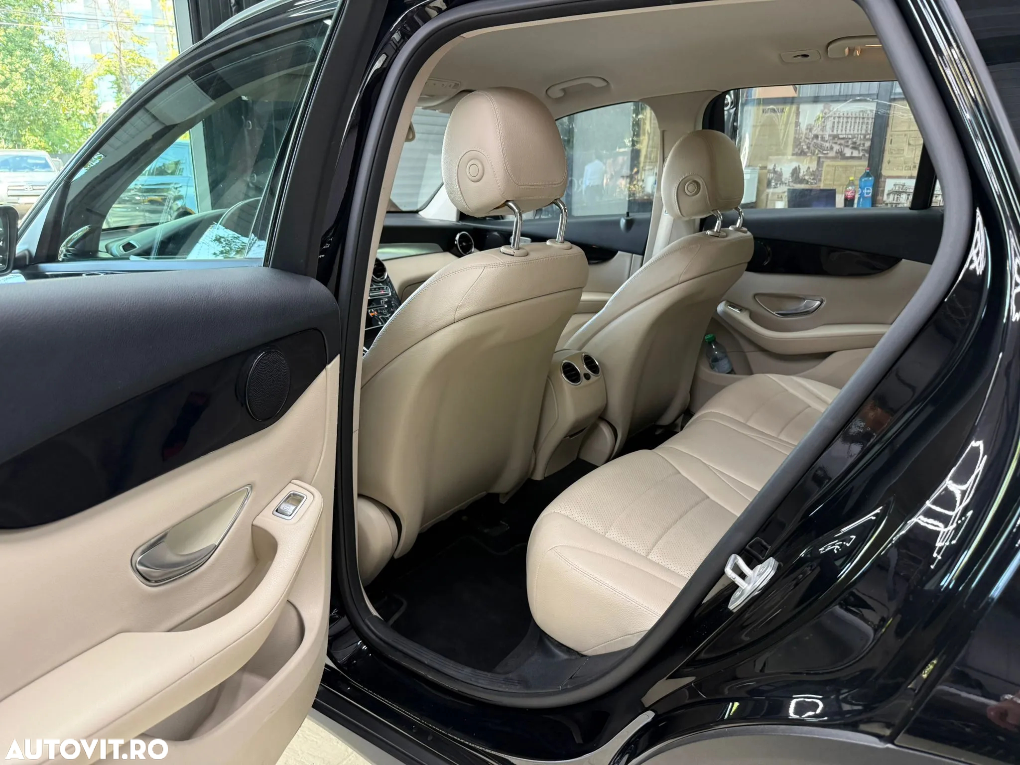 Mercedes-Benz GLC 250 4MATIC - 24